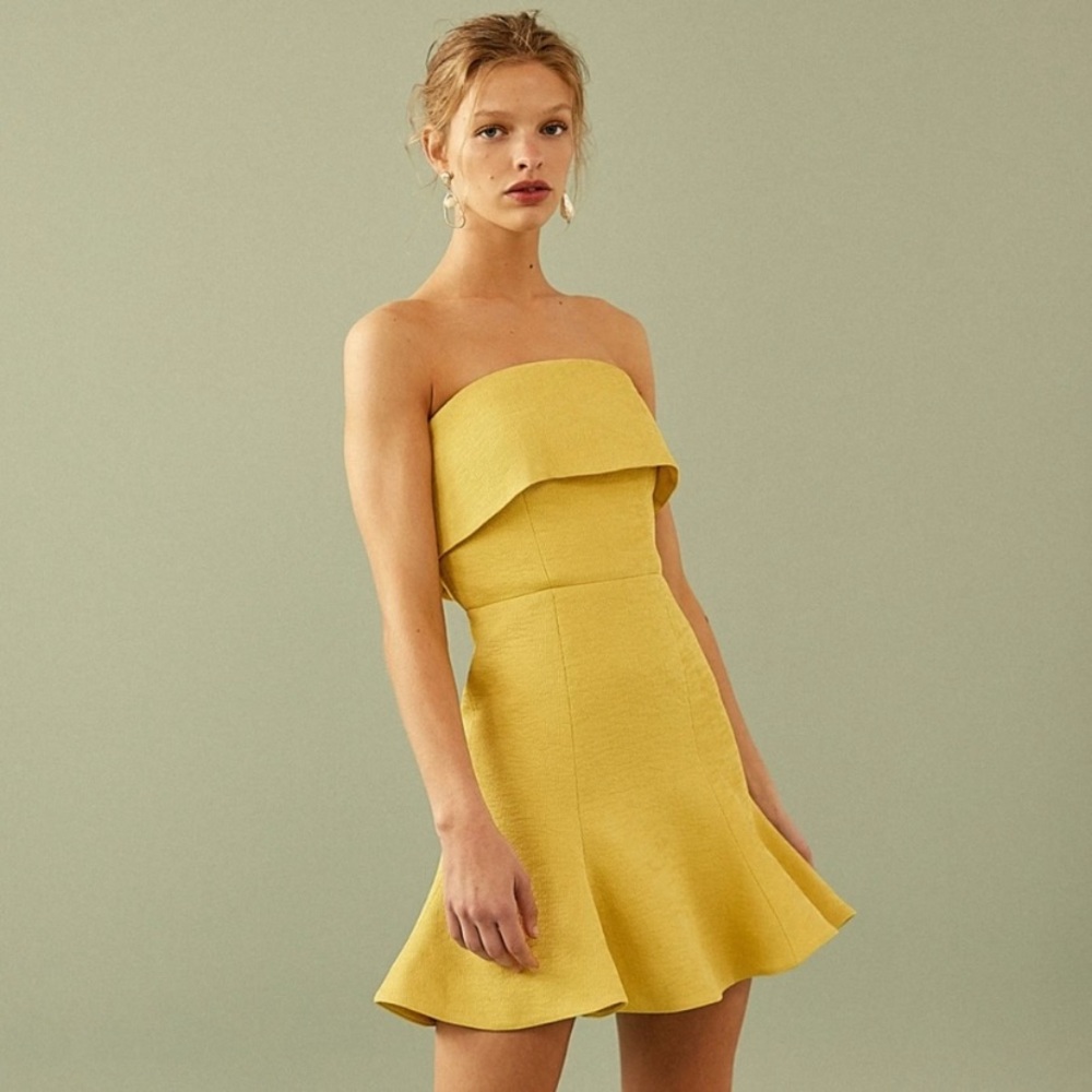 CMEO yellow strapless dress